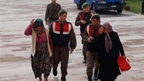 A­n­t­a­l­y­a­­d­a­ ­e­s­r­a­r­c­ı­ ­i­k­i­ ­n­i­n­e­ ­t­u­t­u­k­l­a­n­d­ı­